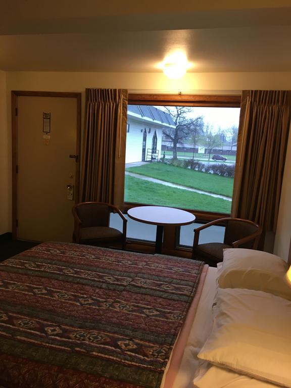 Indian Trail Motel วิสคอนซินเดลส์ ภายนอก รูปภาพ