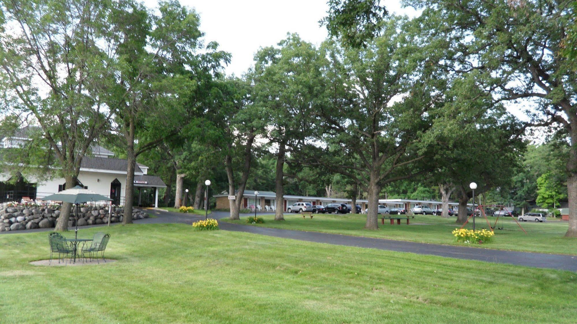 Indian Trail Motel วิสคอนซินเดลส์ ภายนอก รูปภาพ