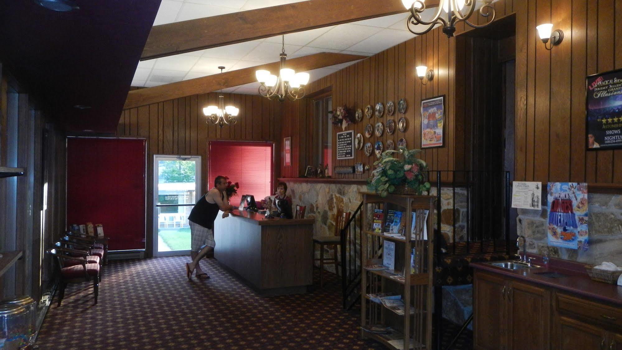 Indian Trail Motel วิสคอนซินเดลส์ ภายนอก รูปภาพ