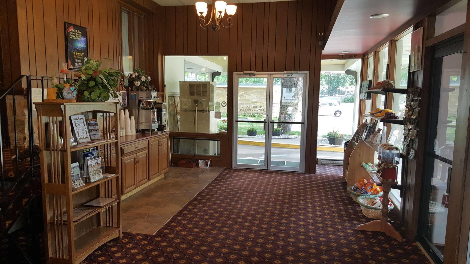 Indian Trail Motel วิสคอนซินเดลส์ ภายนอก รูปภาพ
